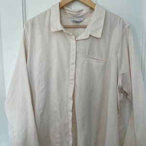 ATHLETA - IVORY URBANITE TEXTURED TOP - GREAT CONDITION - 2X